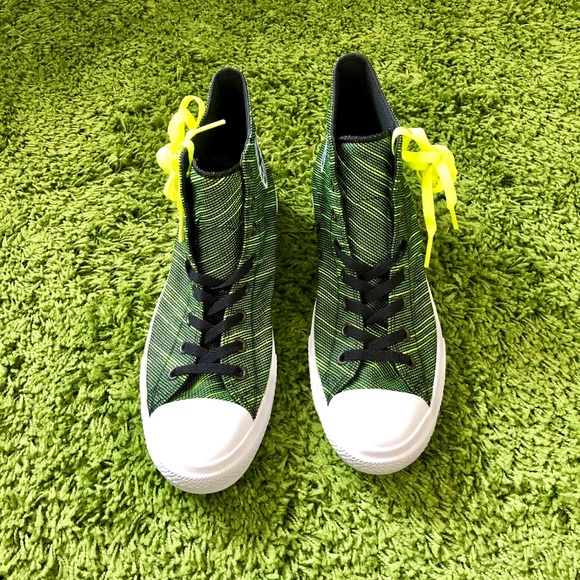 NIB Converse Chucks II Hi Top Volt Green Sneakers - Picture 2 of 7